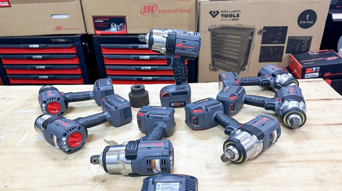 chi tiết Máy siết bu lông pin 2034 Nm ¾’’ Ingersoll Rand W7172