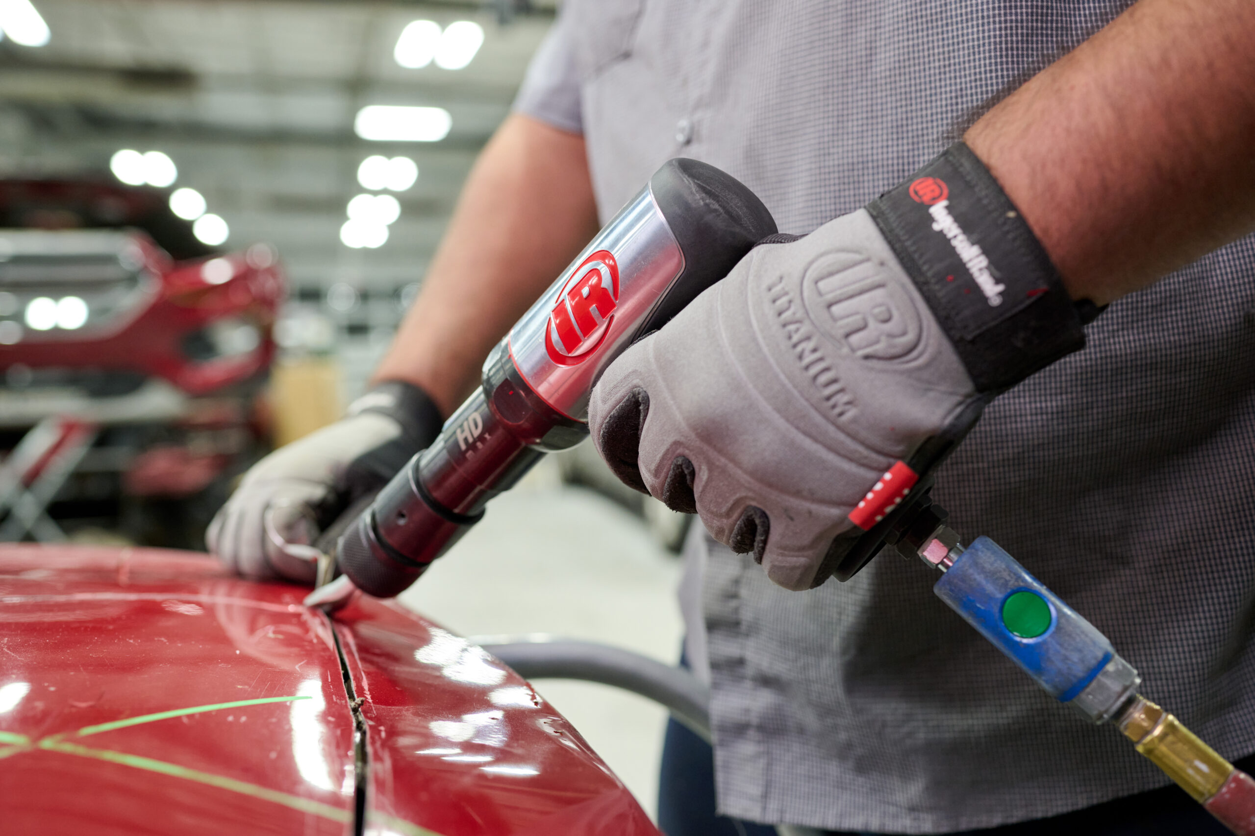 ứng dụng của búa hơi khí nén 135MAX Ingersoll Rand