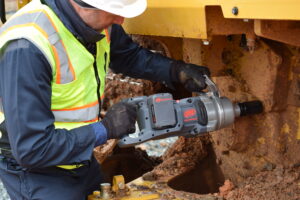 Máy Siết Bulong chạy pin W9491 1’’ Ingersoll Rand